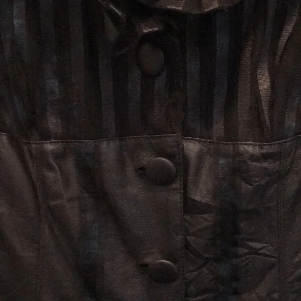 🧵 Black Ruffle Blazer - Picture 3 of 6